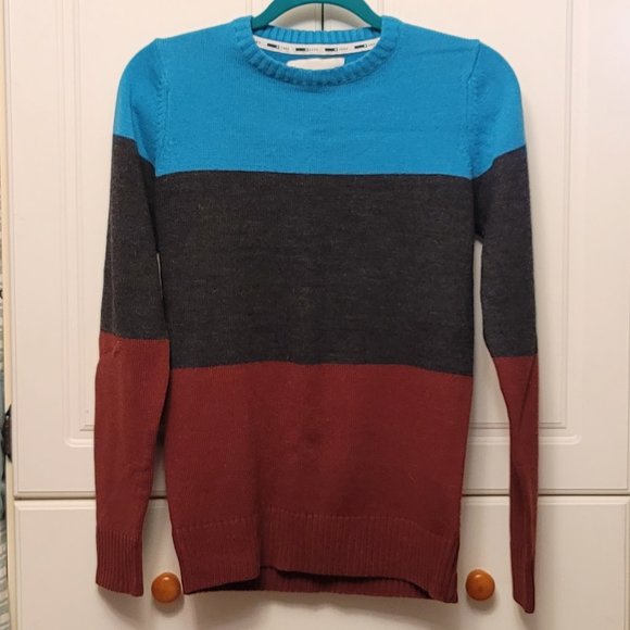 Code Colour Block Knit Crewneck Sweater - Picture 2 of 4